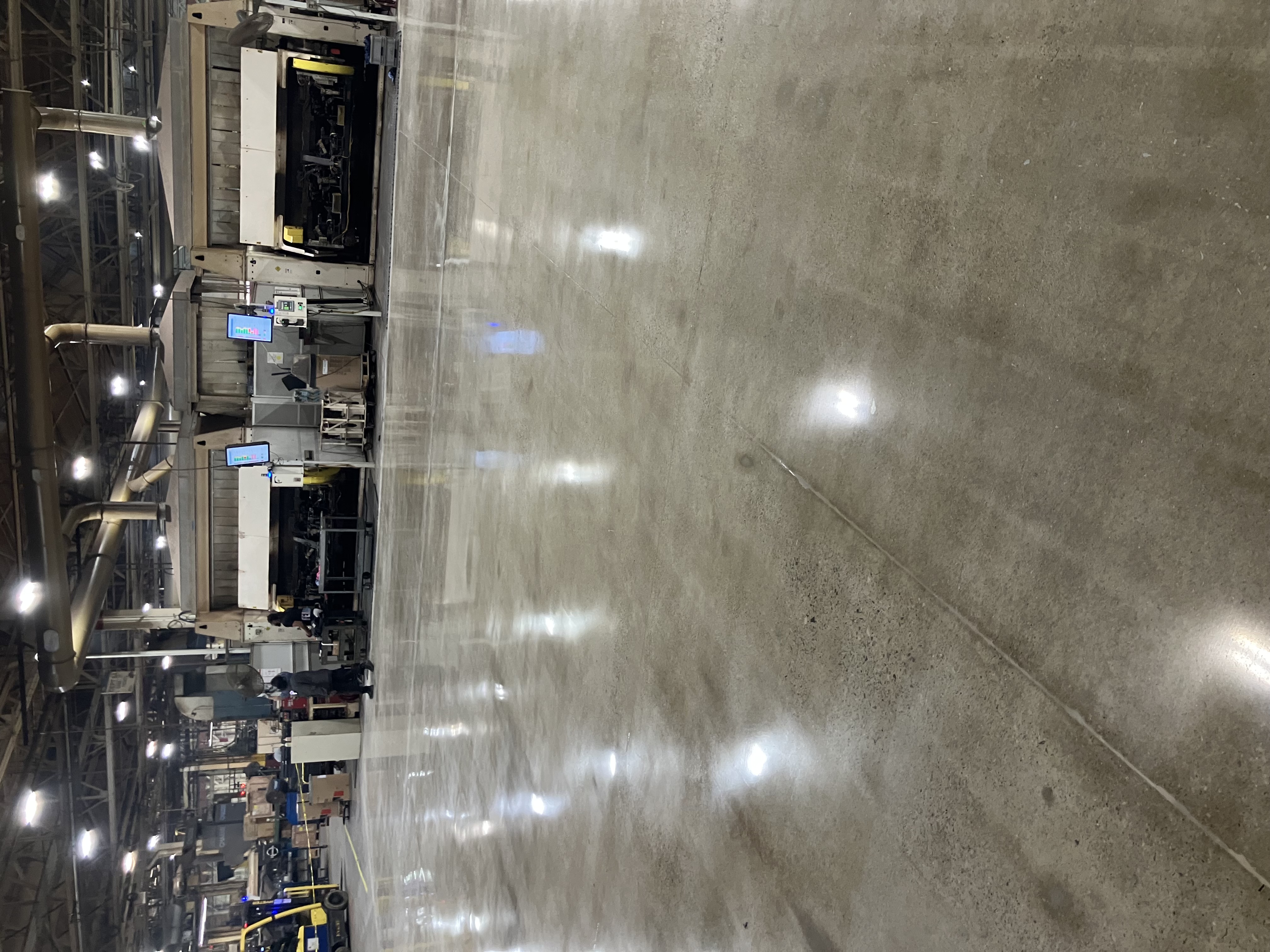 Large Factory Polished Concrete Floor