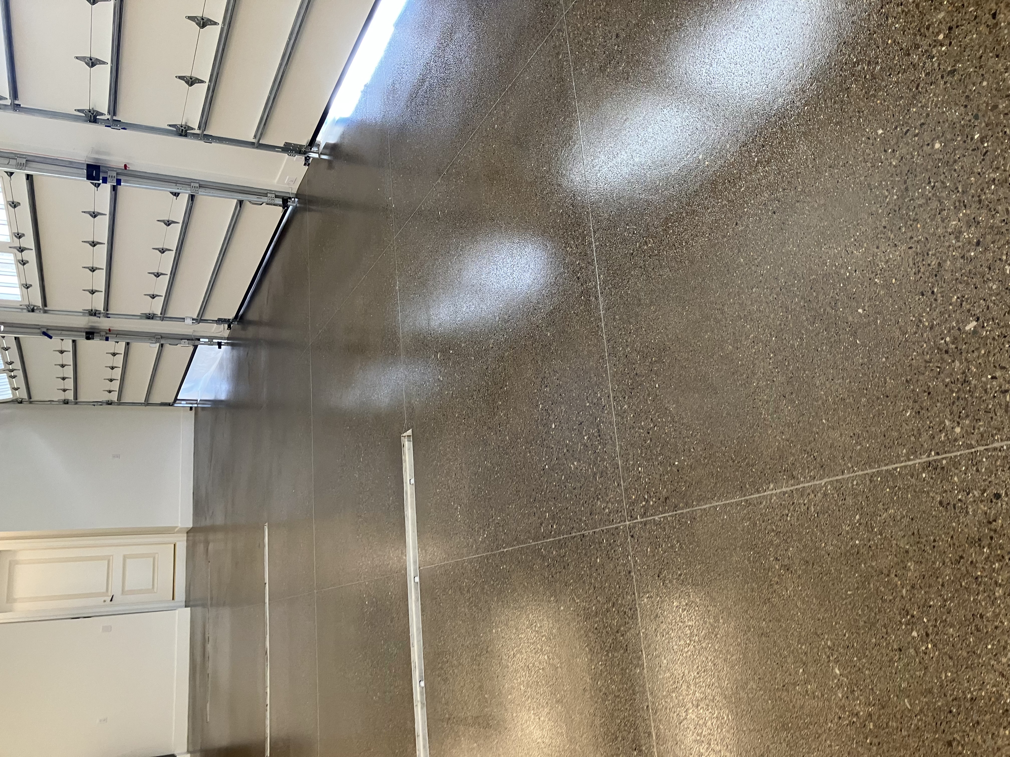 Dark Bronze Flake Garage Epoxy